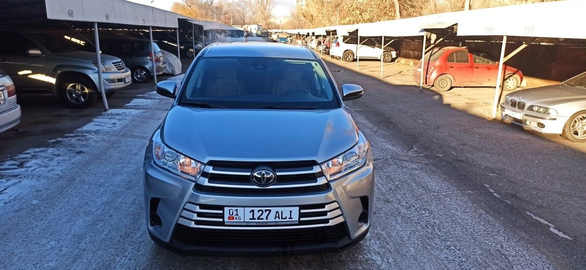 Toyota Highlander 3 поколение 2018 год