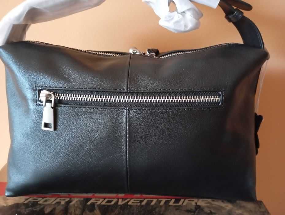 Чанта дамска от естествена кожа. Нов.