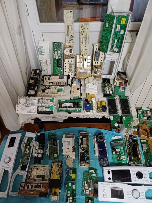 Piese și accesorii mașini de spălat și frigidere