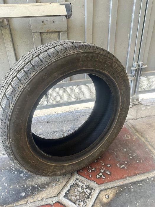 Шины зимние ляпучки почти новые