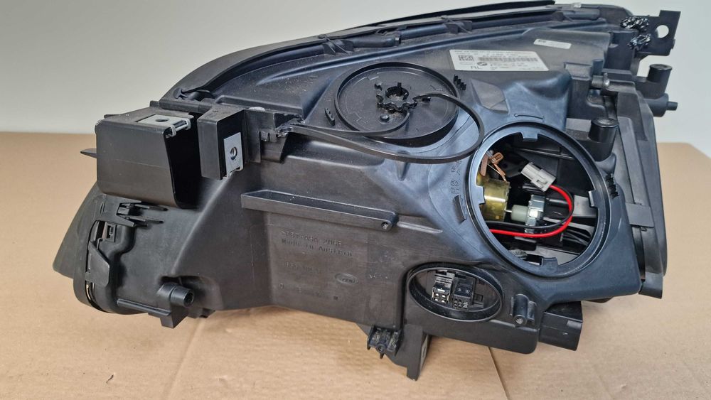 БМВ 7 серия Ф01 Ф02 ксенон десен фар BMW F01 F02 7 series xenon far