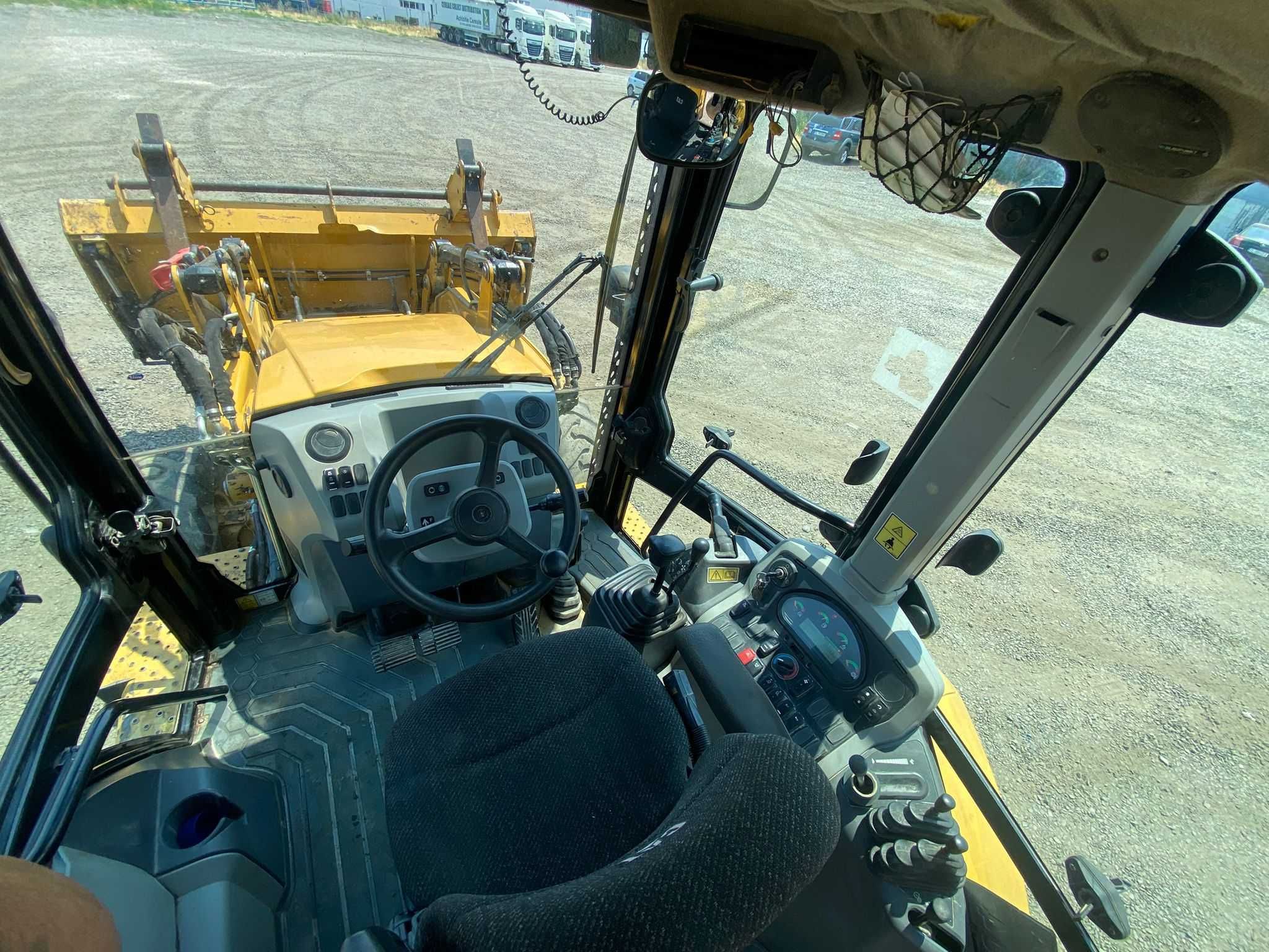Vand buldoexcavator Caterpilar 428 F2