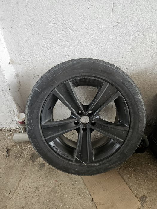 Roti Mercedes ML pe 19 cauciuri iarna noi