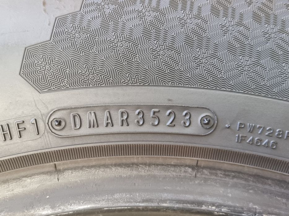 "Dot 23" 215/60/16 Falken 4Броя: 350лв 7мм