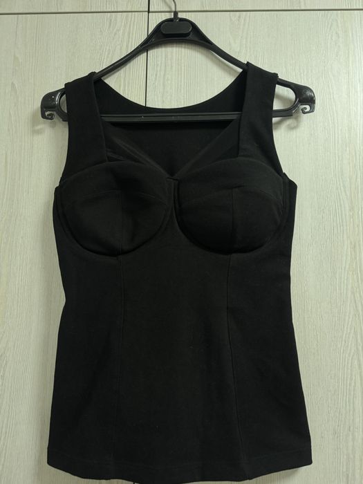 Утягивающая майка под пиджак