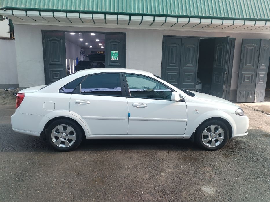 2023 yil Gentra 3poz aftomat sotiladi