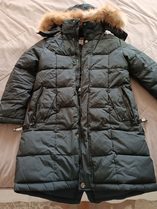 Продам детский пуховик на 9-10 лет