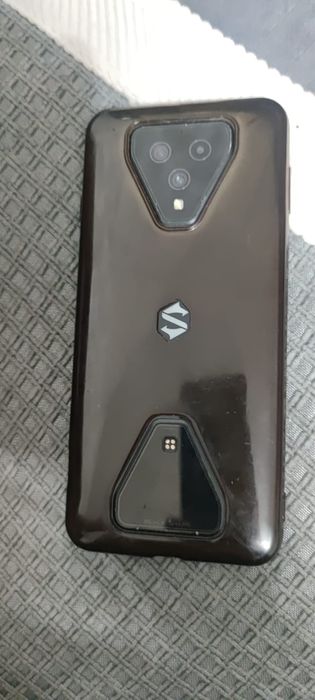 Продам игрофон Black shark 3 телефон