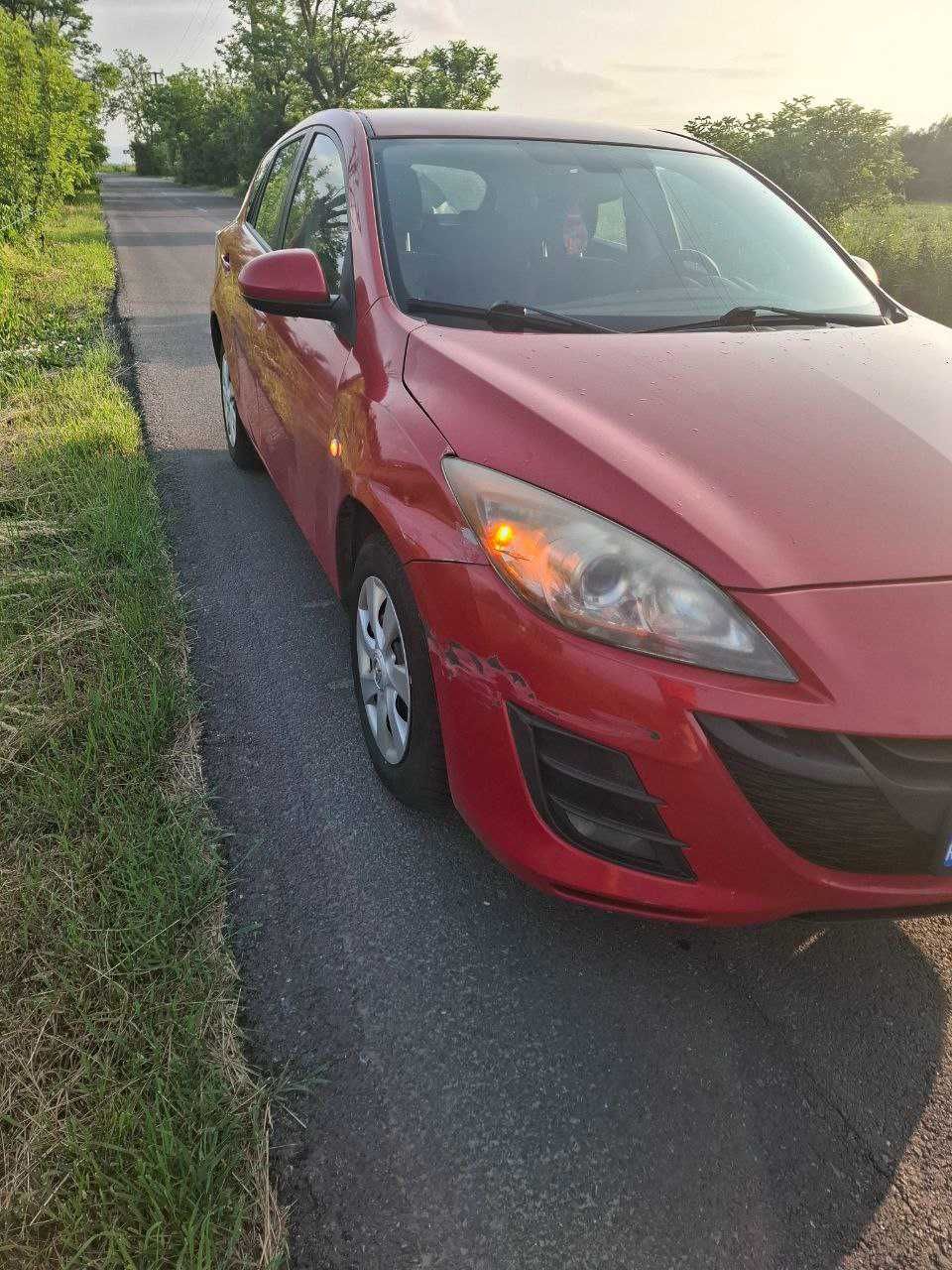 Vand Mazda 3 1,6, benzina