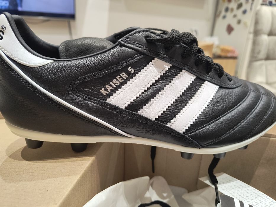Футболни бутонки Adidas Kaiser 5, номер 44