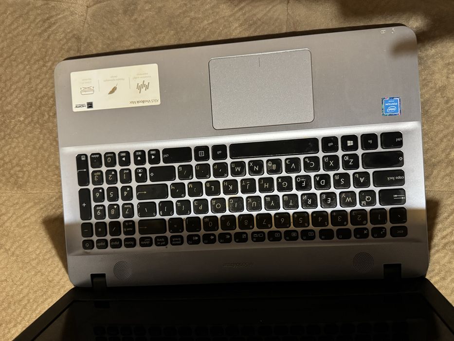 Лаптоп ASUS VivoBook Max