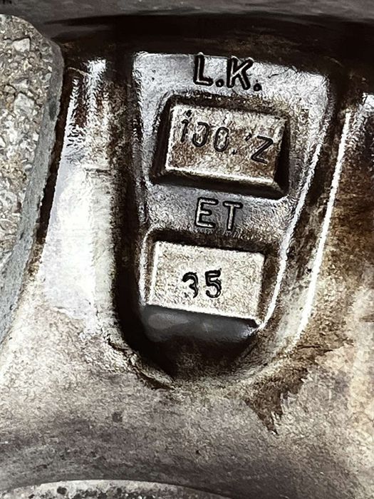 Джанти VW Polo и летни гуми.