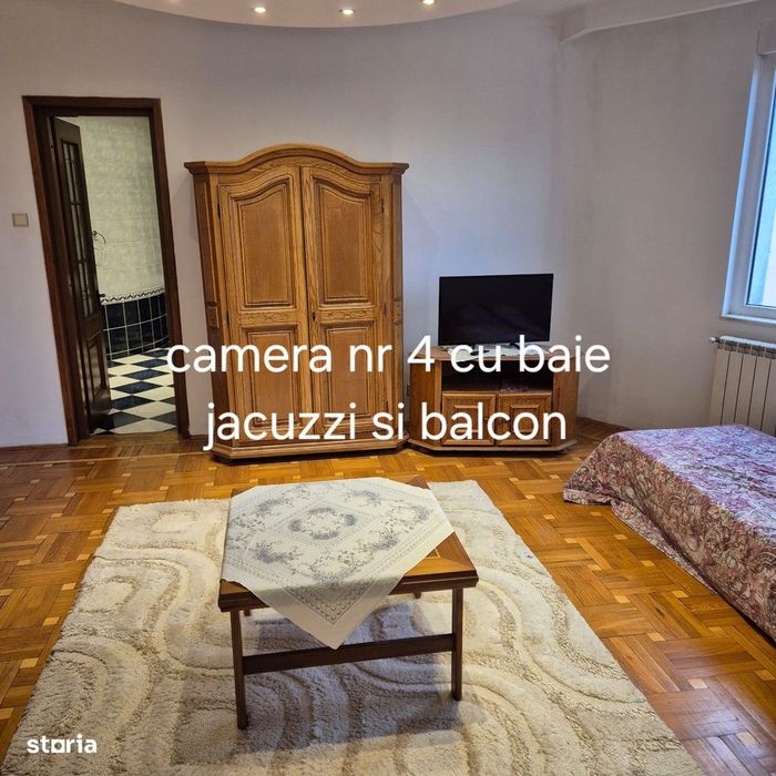 Marghita-Vânzare apartament 5 camere,3 băi,224 mp utili