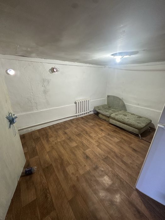 Сдам времянку районе юго запад 1