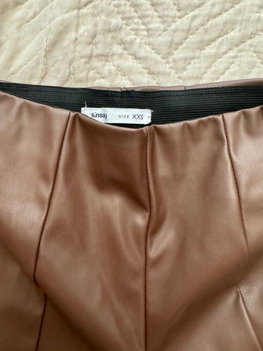 Дамски дънки и клинове