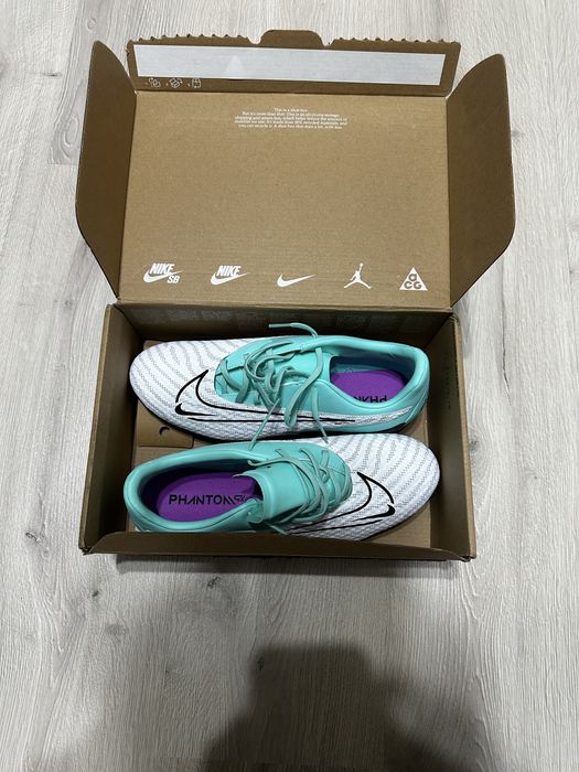 Бутсы Nike Phantom GX Academy FG
