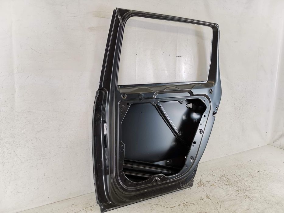 Дясна задна врата Фолксваген / Volkswagen VW Passat B7 [ - ] Комби Ори