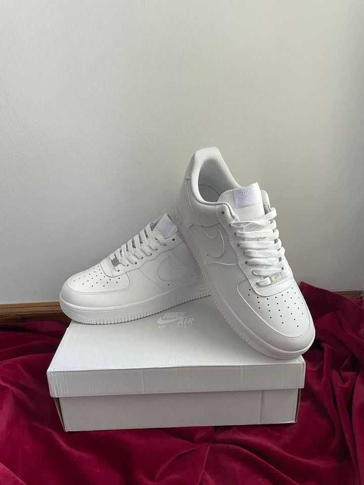 Adidasi Nike AirForce 1 Low Tripple White