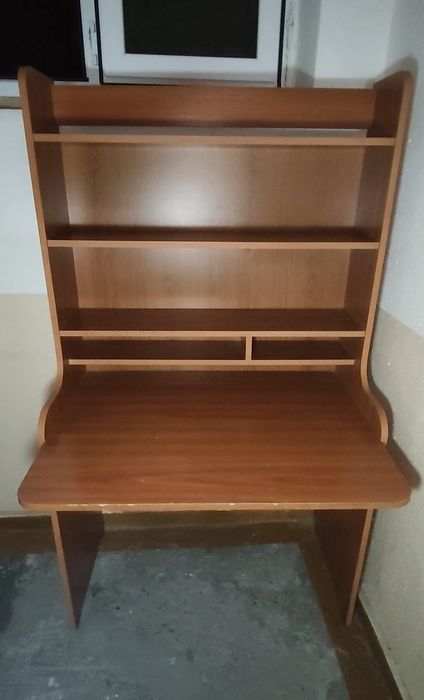 Компьютерный стол / Парта