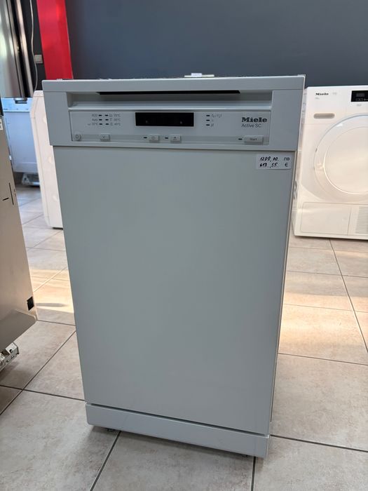 Miele G4620 тясна миялна за частично вграждане/24 мес гаранция