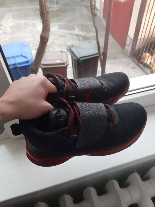 Papuci Jordan de vanzare