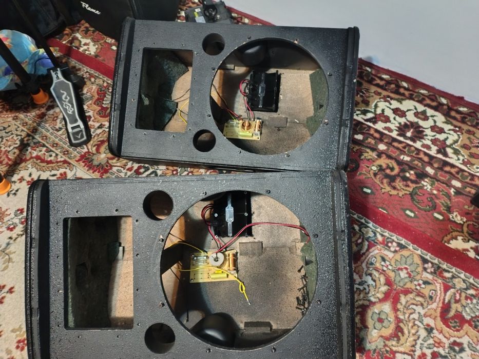 incinte boxe dynacord a115
