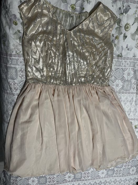 Официална рокля от шифон