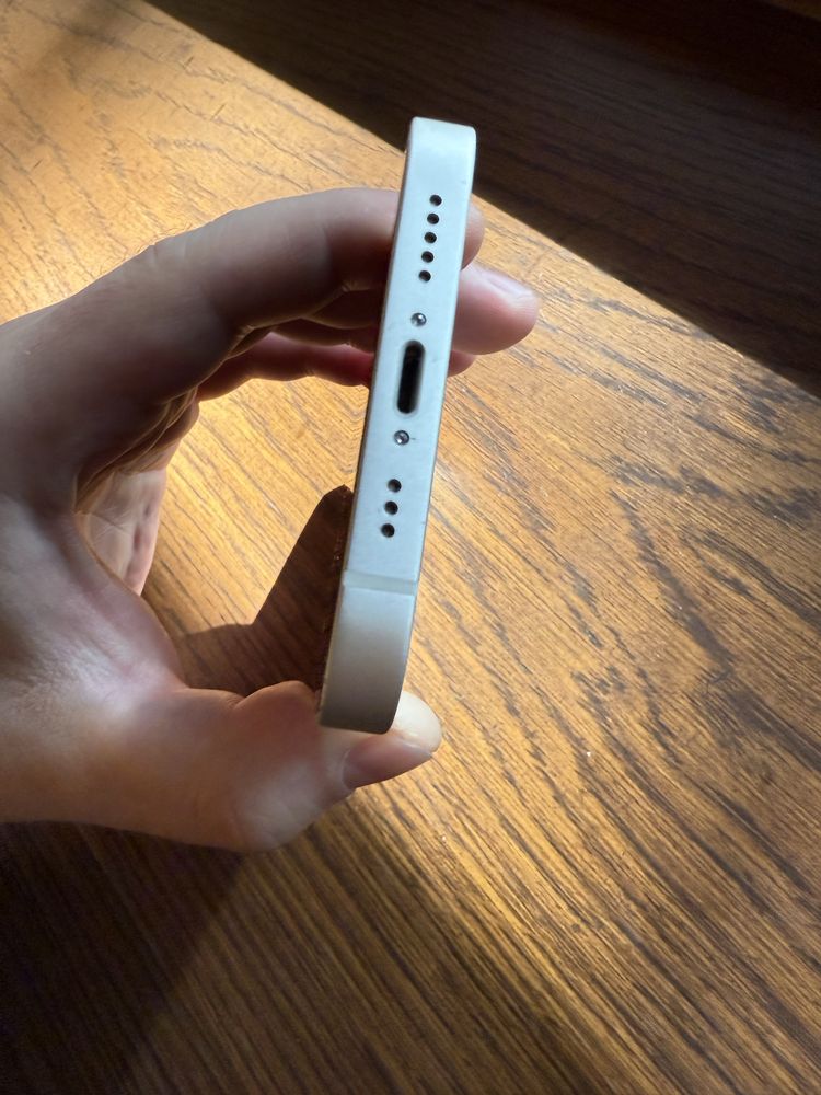 Iphone 13 акб 85% обмен