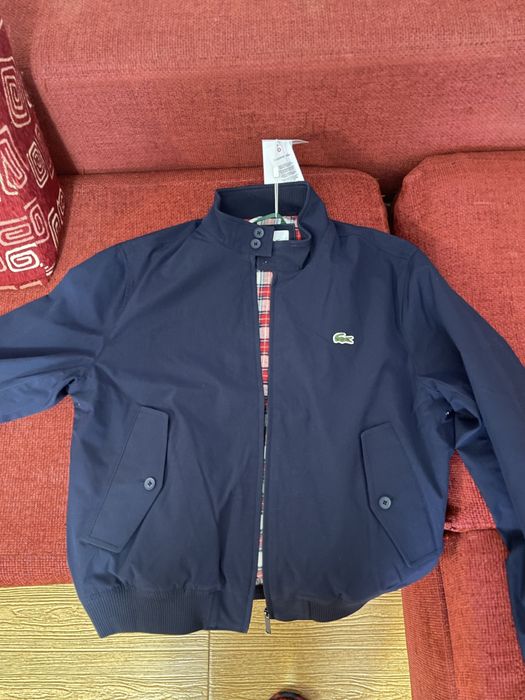 Jacheta, Geaca Lacoste