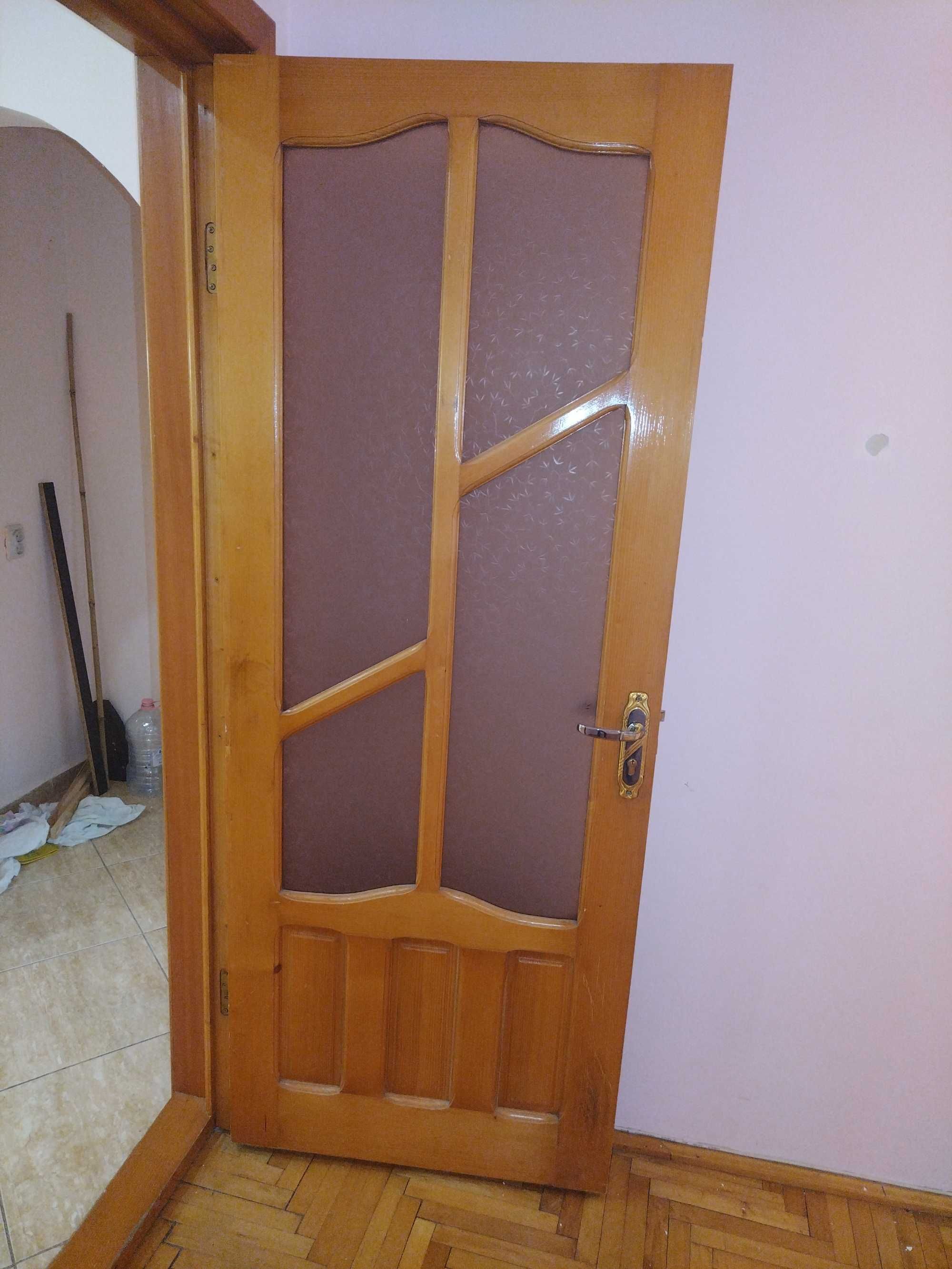 Vand mobila lemn masiv 5 uși de lemn
