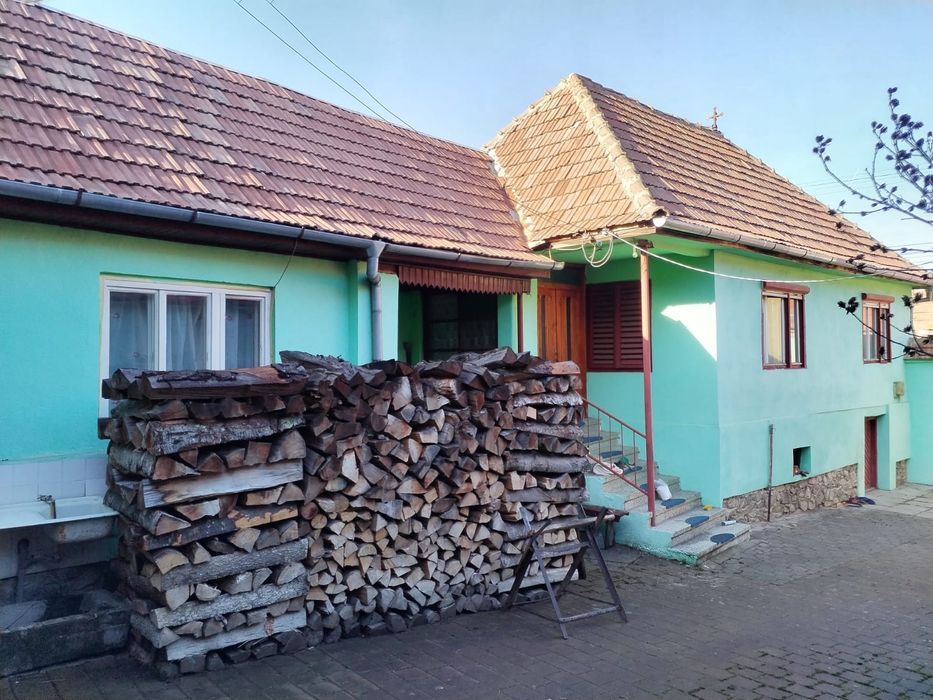 Casa de vânzare în Rășinari