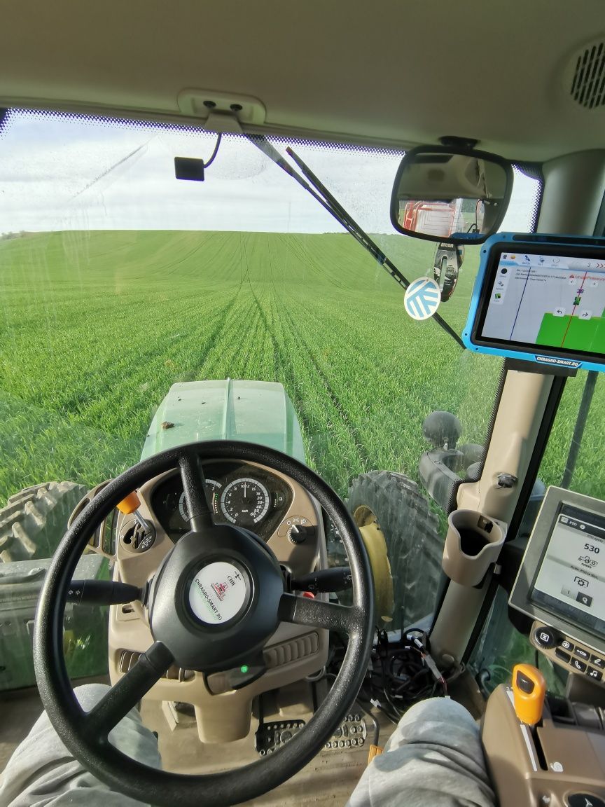 Sisteme GPS cu ghidare automată cu precizie de 2.5 cm GPS Tractor