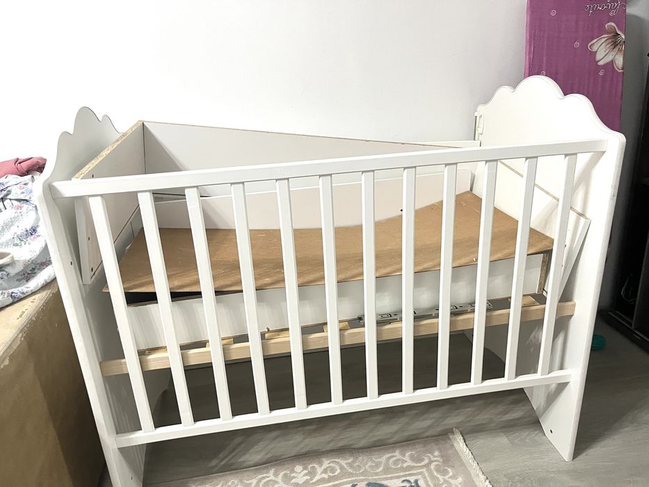 Детский манеж с комодом и матрас в подарок