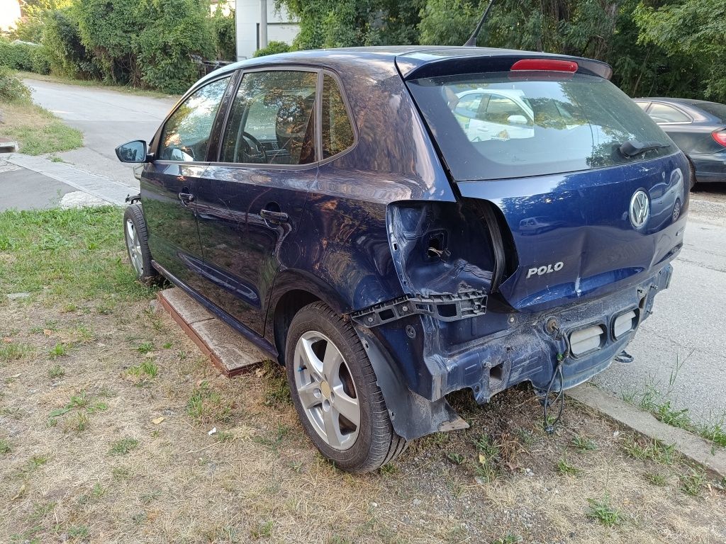 Volkswagen Polo 1.2 Bluemotion НА ЧАСТИ