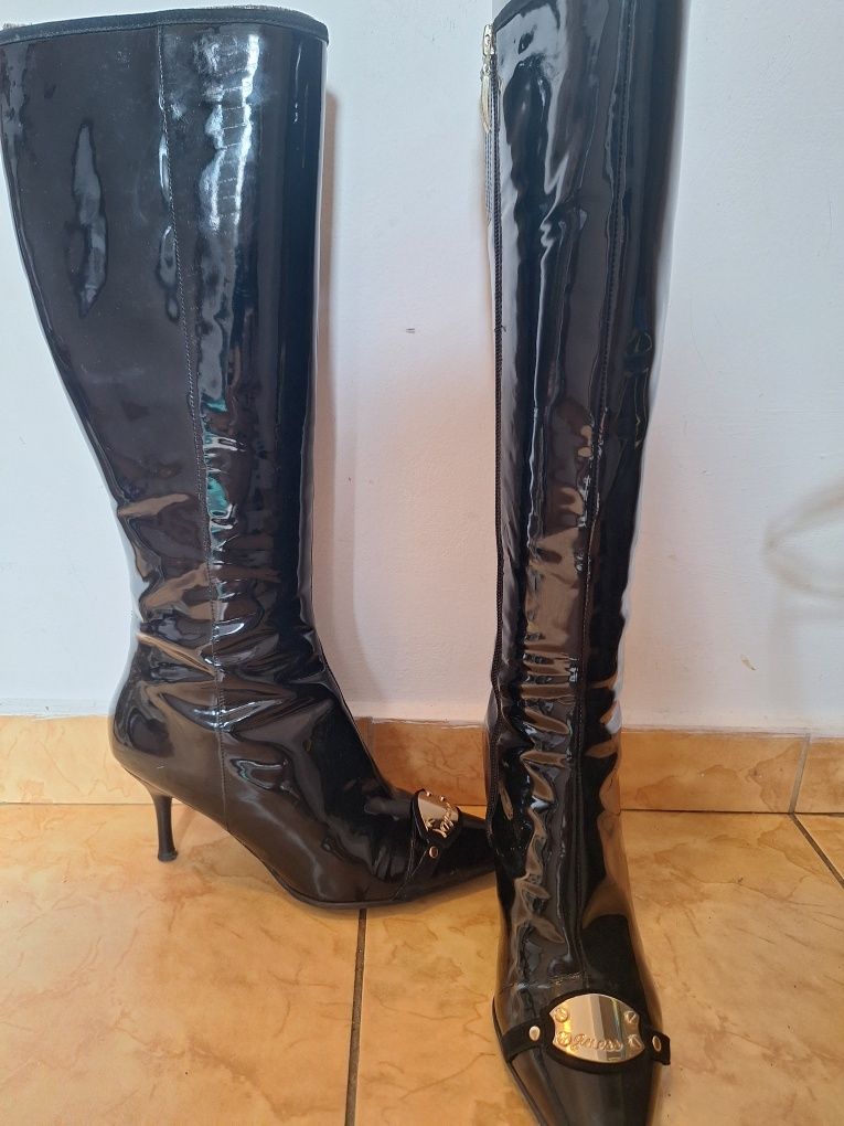 Cizme Guess mărimea 39
