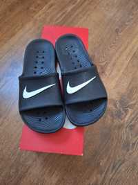 Slapi Nike baiat,marime 33