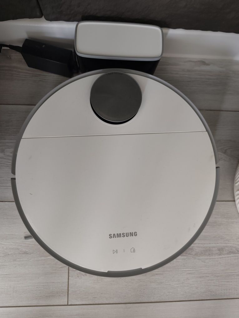 Продам робот пылесос Samsung jet bot