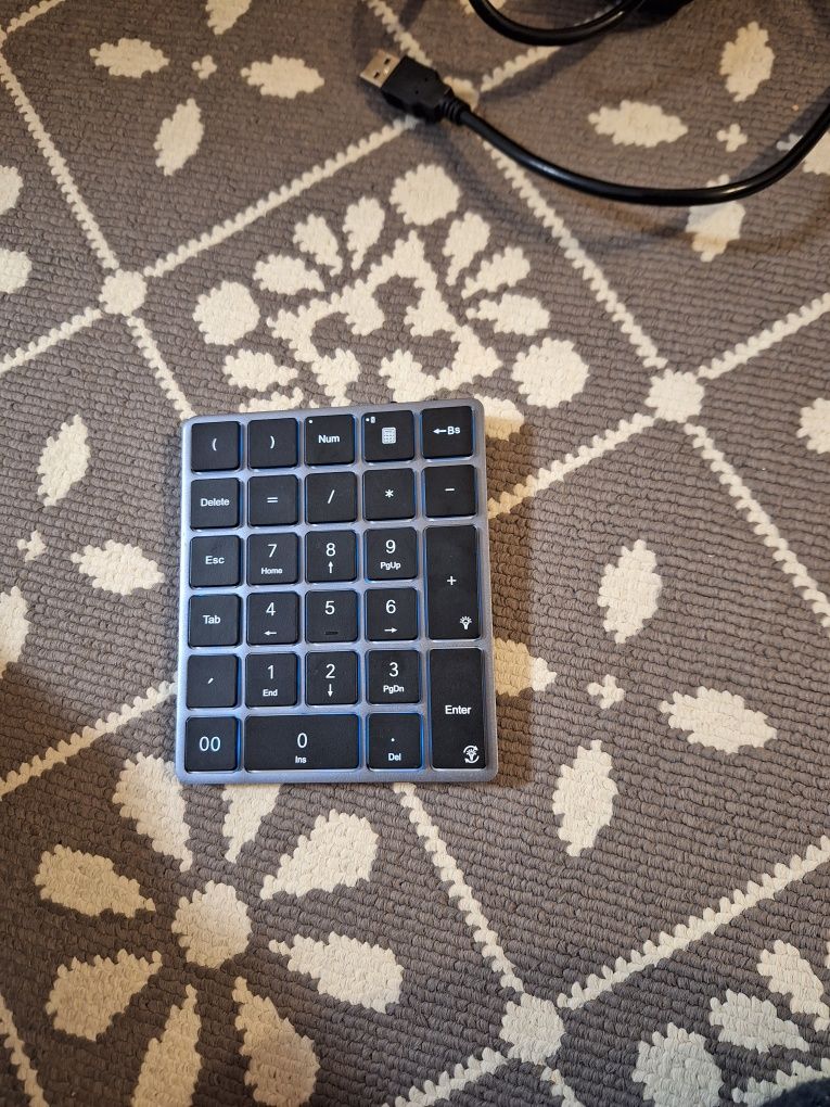 Mini tastatura wireless