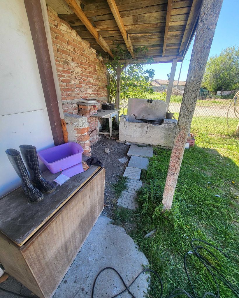 Продава се Къща в Камено - 85 кв.м за 212 €/кв.м - Снимка #10