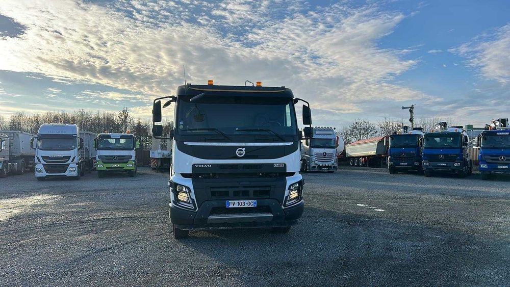 Autobetoniera Volvo FMX 460cp cu mixer Putzmeister 9 mc