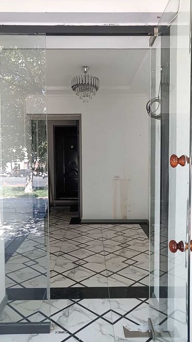 Аренда – первая линия, торговые ряды ул. Катартал ТЦ Parus