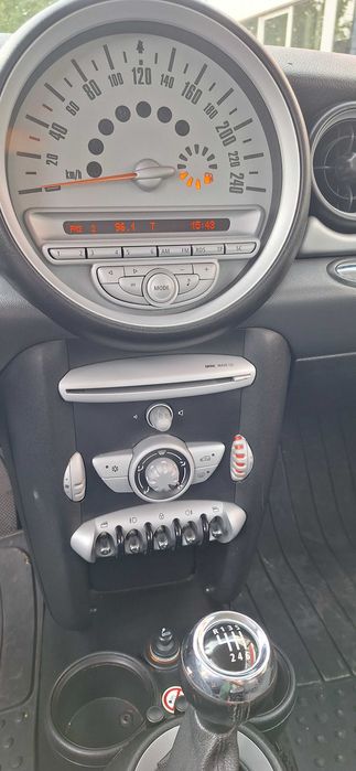 Mini One proprietar 1.4 benzina km 97500 impecabil