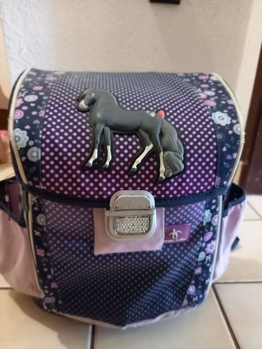 Ученическа раница за 1 клас