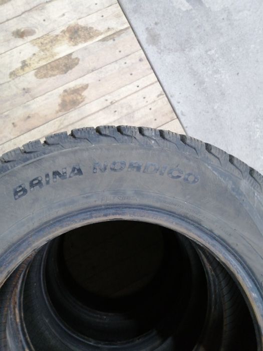 Продам зимние шины