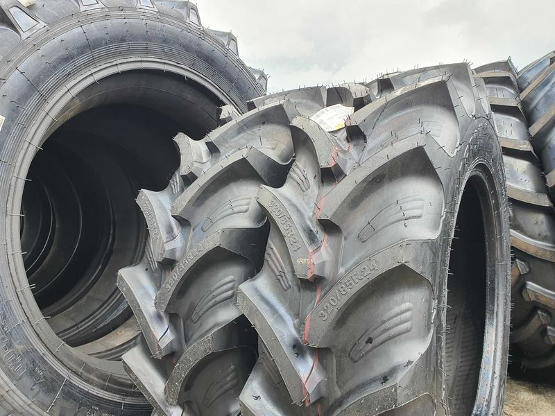 320/85R24 cauciucuri de la ozka noi la lichidare de stoc 12.4-24 CWYX