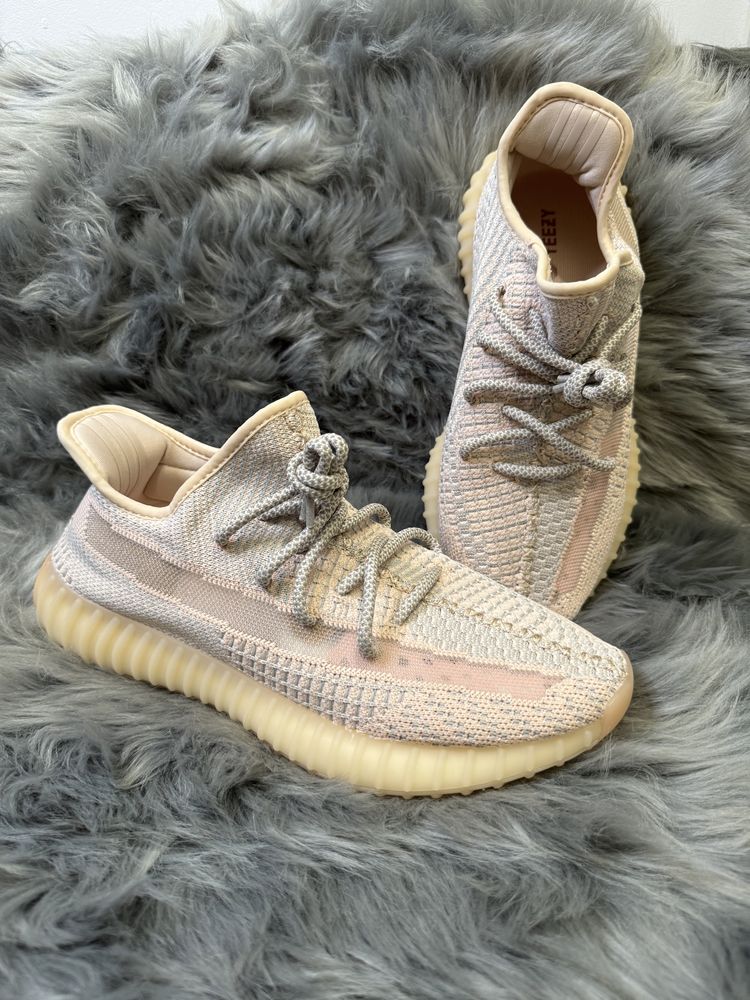 36-46 Yeezy 350 v2 Synth