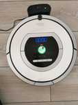 Robot de curățenie IROBOT Roomba