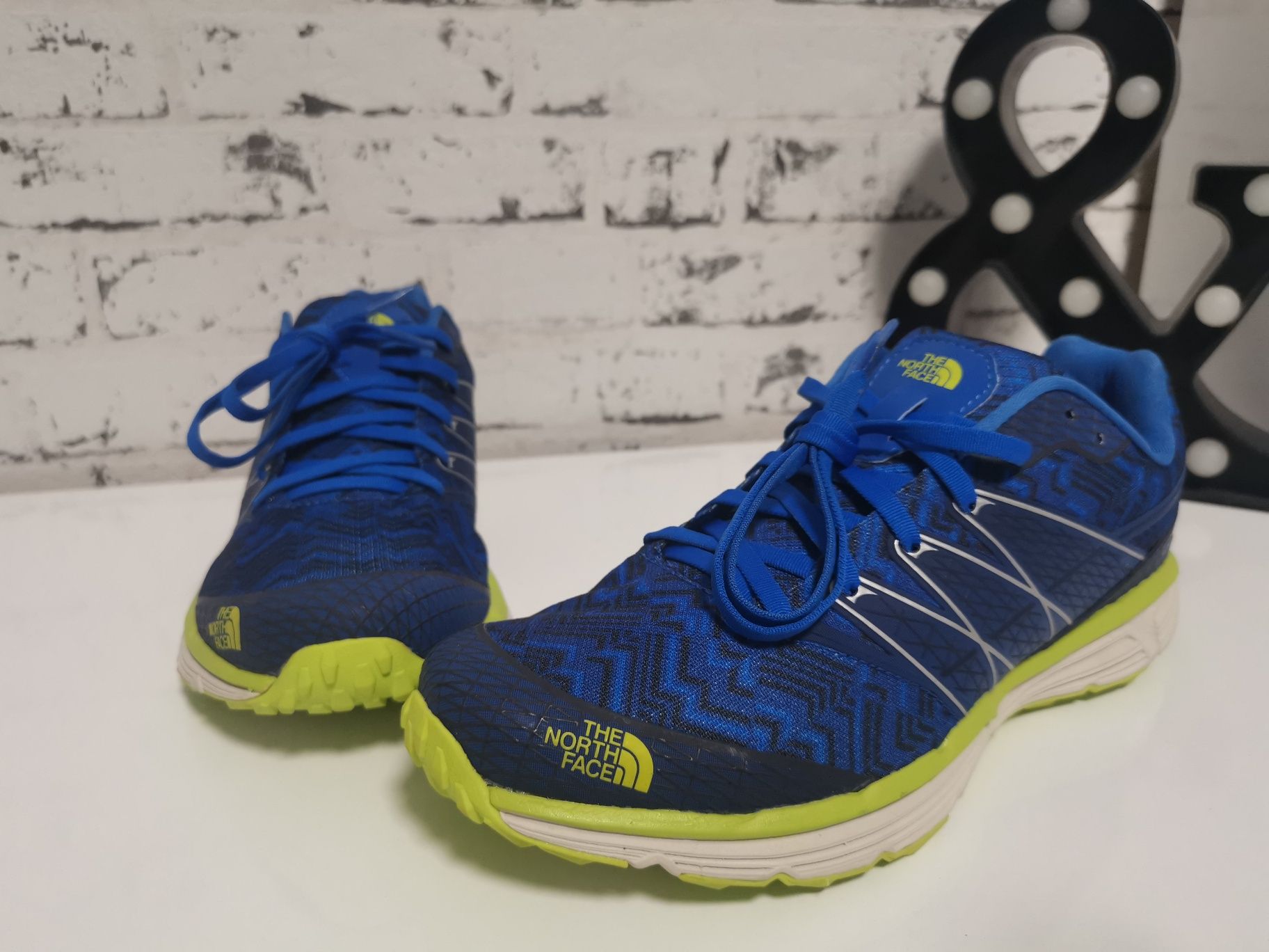 Спортни обувки, маратонки North Face N40