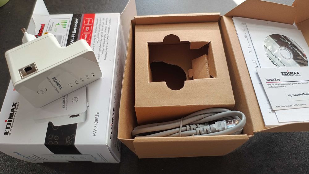 Extender Wi-Fi Edimax, ca nou