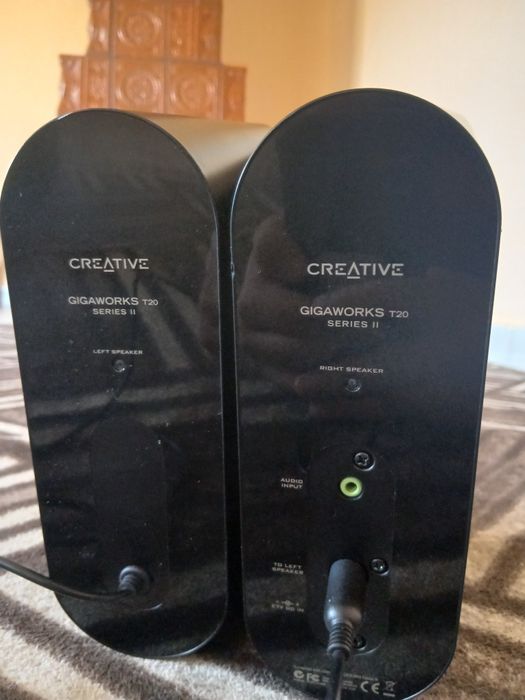 Vând difuzoare Creative Gigaworks T20 Series 2, in stare buna